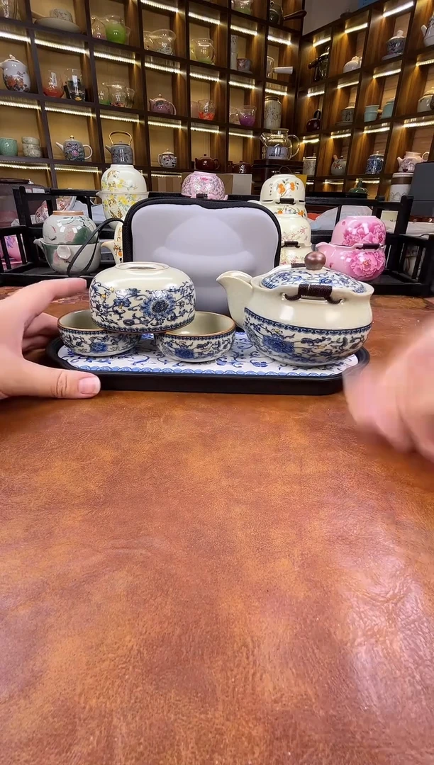瓷片黄汝青花宝瓶旅行+长方青花盘