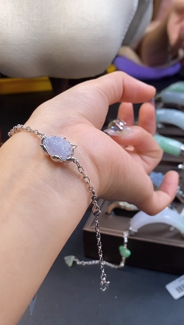 颈饰银S925镶嵌翡翠净货16718