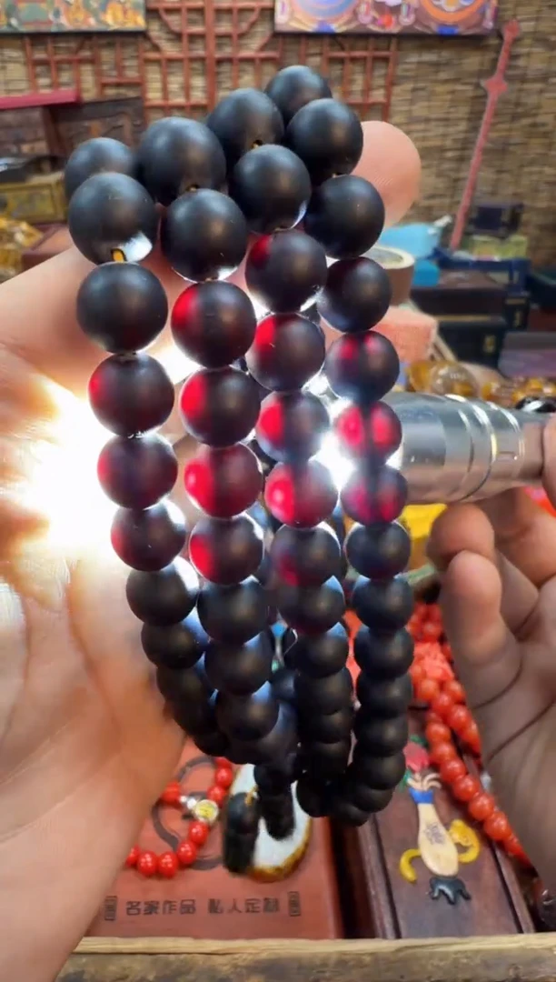 【闪购商品】琥珀裸石未镶嵌当天订单当天直发如图所示