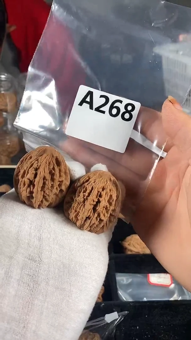 吊坠文玩核桃39麦穗虎头