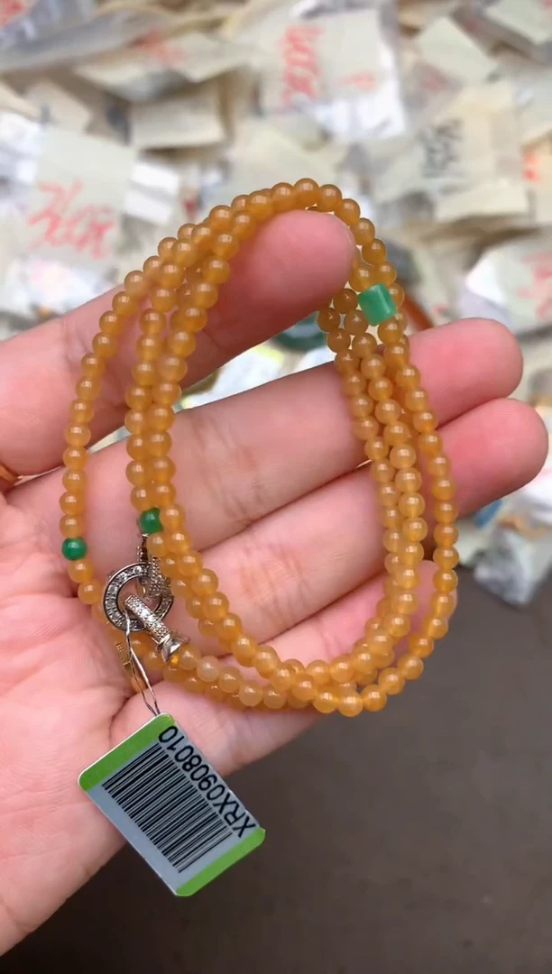 未镶嵌挂件翡翠—