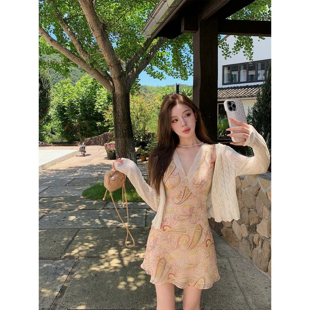 【QIUROUYAO邱肉瑶】花朵跃动于身*水彩艺术氛围修身连衣裙