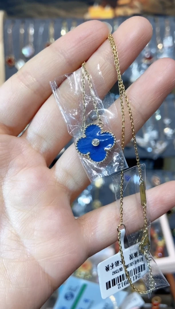 套链18K金镶嵌钻石甜**?钻石K黄单钻蓝草
