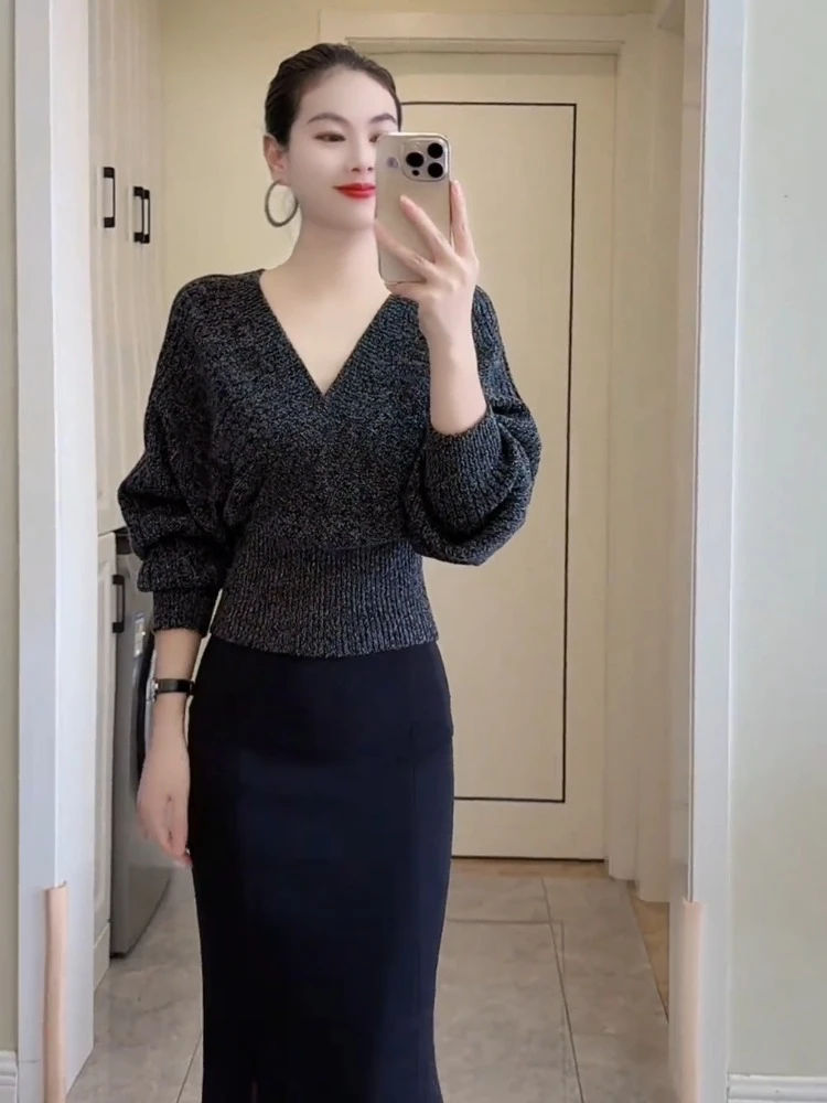 【现货】灰色V领针织衫女早秋氛围时尚洋气独特超好看气质高端上衣