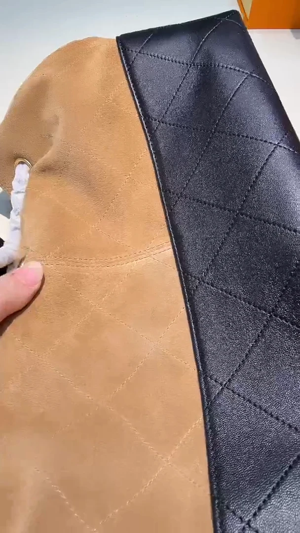 AAAAAAAAAAAAA如图所示805