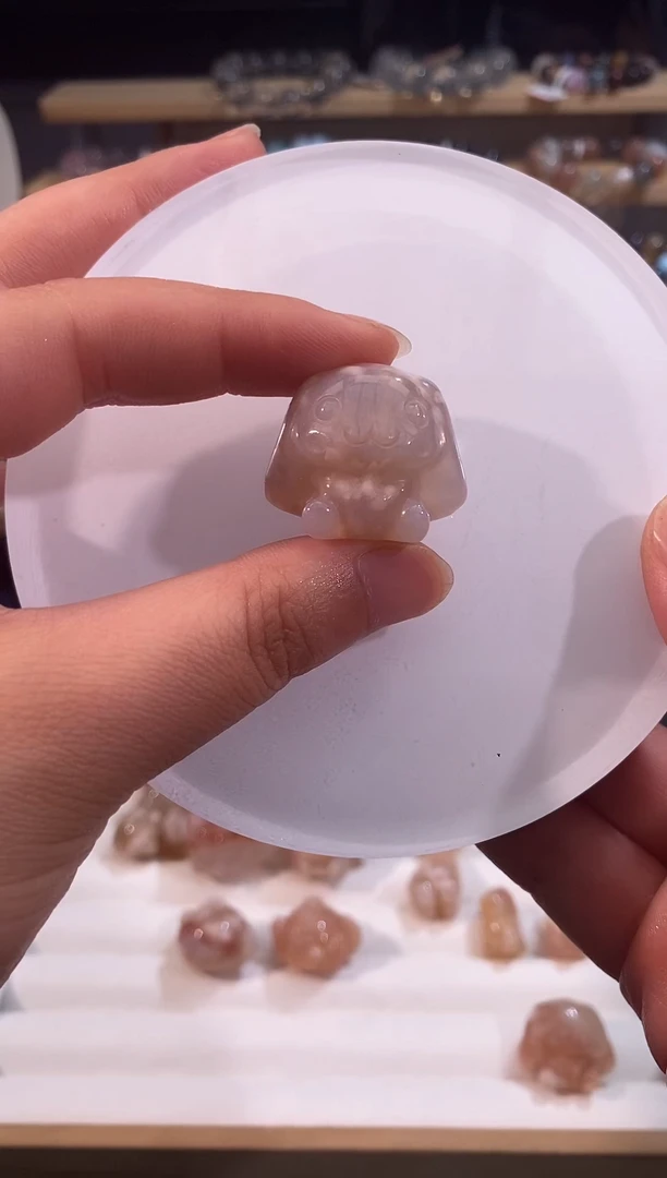 水晶手链未镶嵌玛瑙 玉桂狗