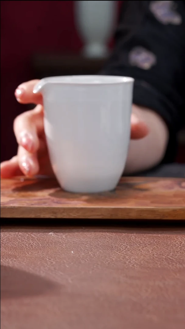 茶具柴烧青白瓷公道杯