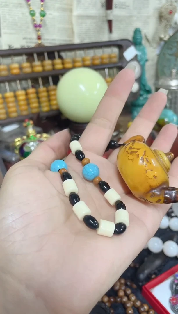 【闪购商品】蜜蜡裸石未镶嵌主播推荐主播推荐