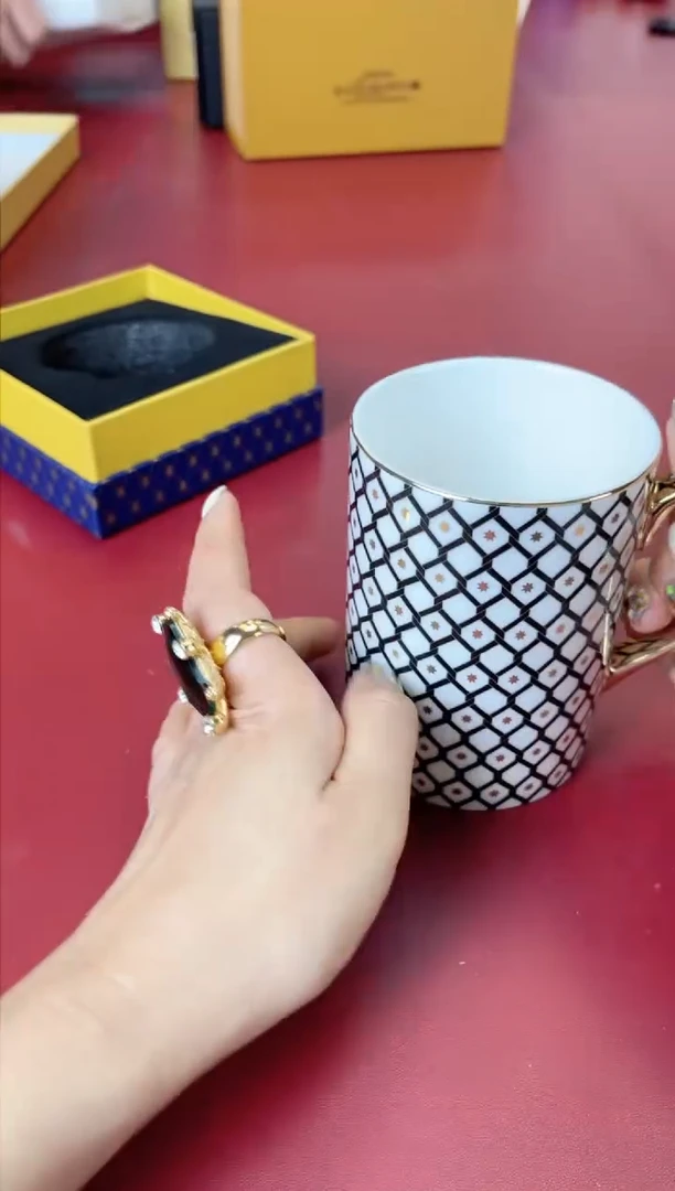 瓷片别算了真划算@@H1806