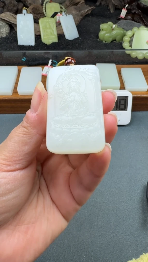 颈饰未镶嵌和田玉4