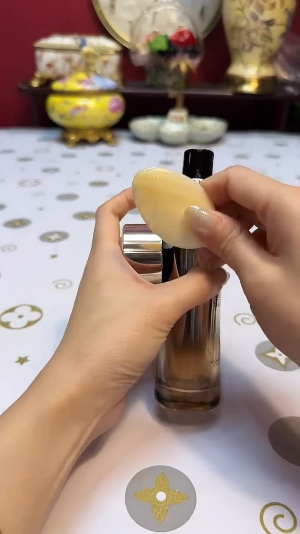 伦QQQQQQQQQQQQQQ