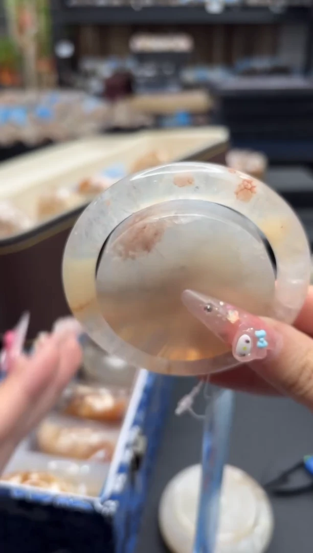 未镶嵌手镯石英质玉388(58圈赠送镯心)