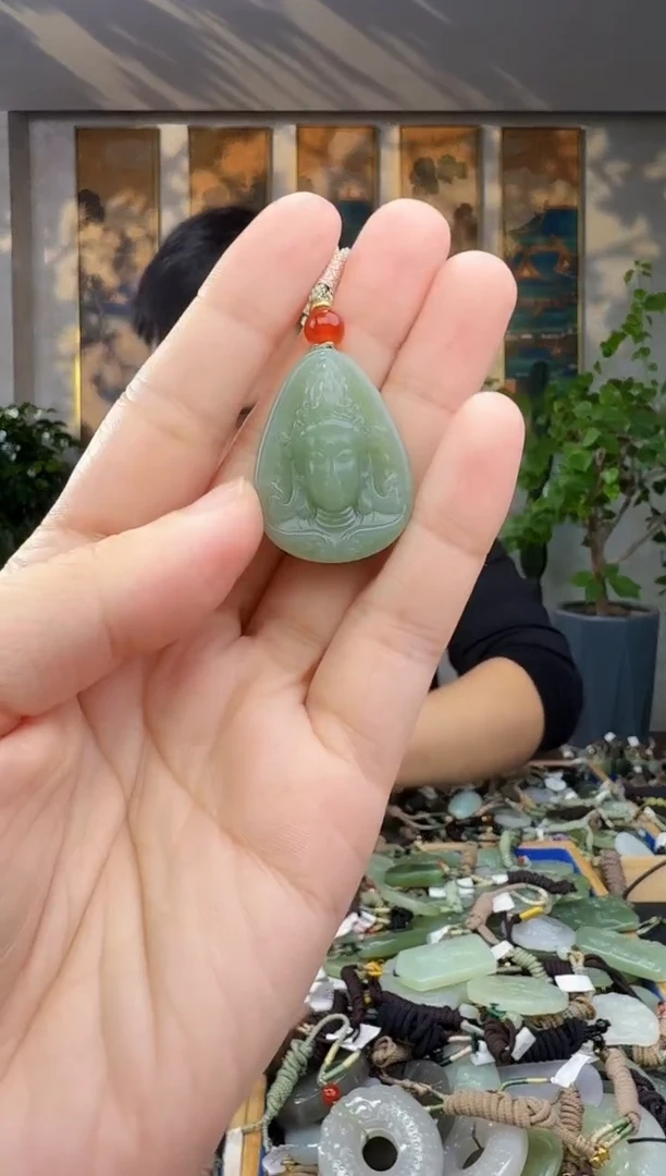 未镶嵌和田玉挂件拍一发一