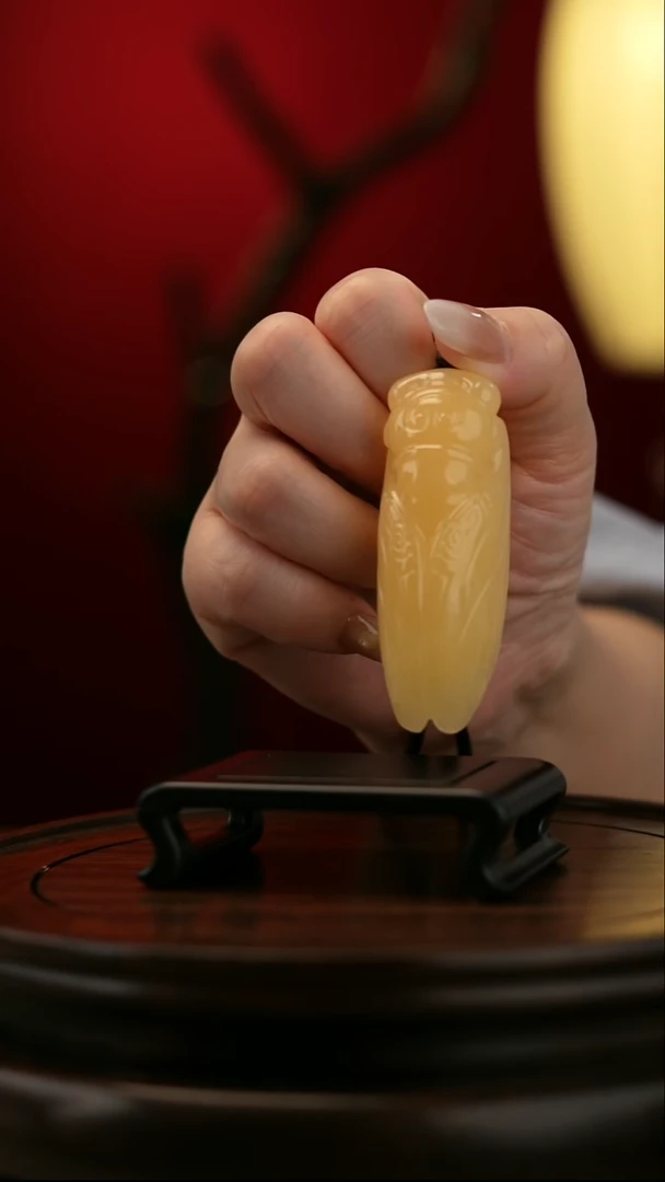 玉【金蝉，一鸣惊人】天然玉石摆件手把件