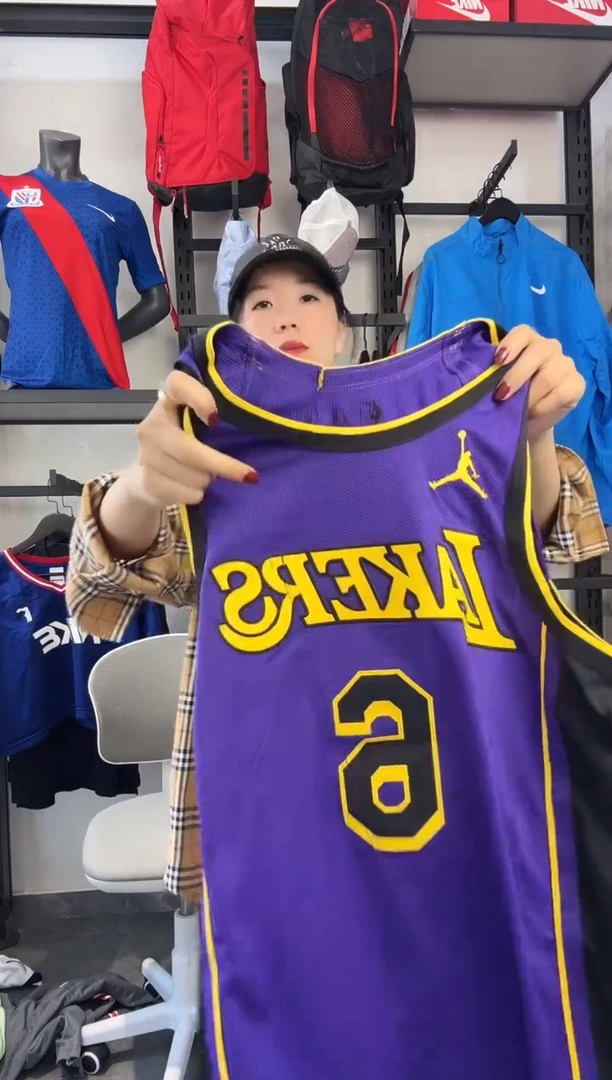 141编码 耐克卫衣服饰过款为准 尺码·