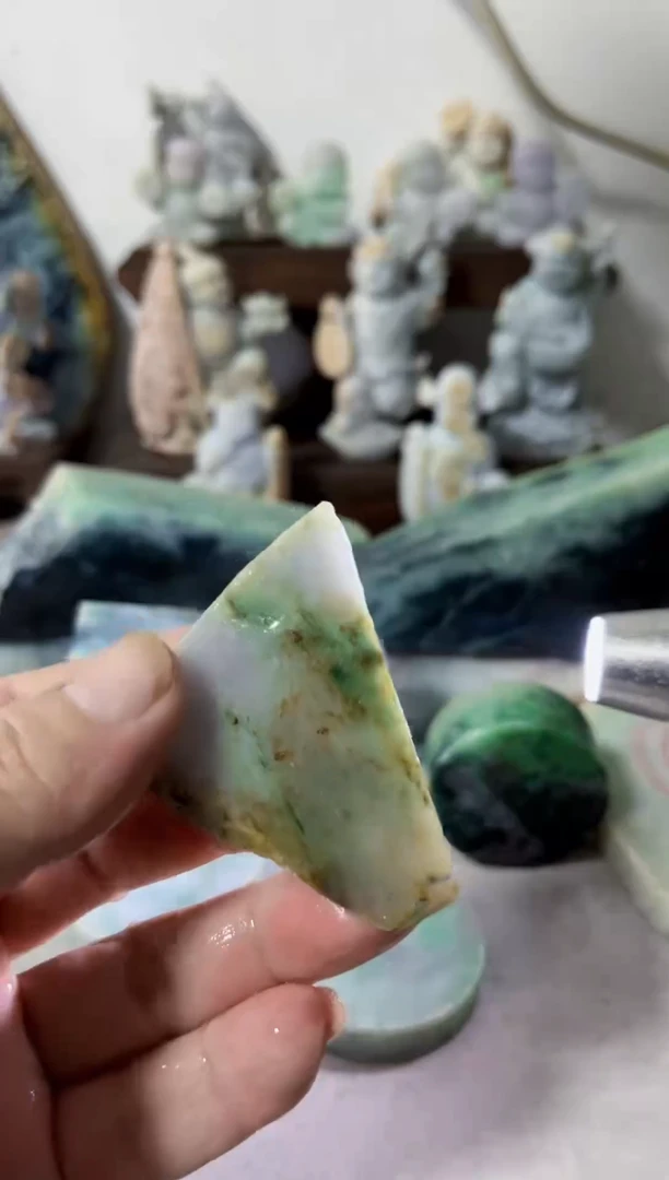 【闪购商品】翡翠吊坠(不含链)未镶嵌A694