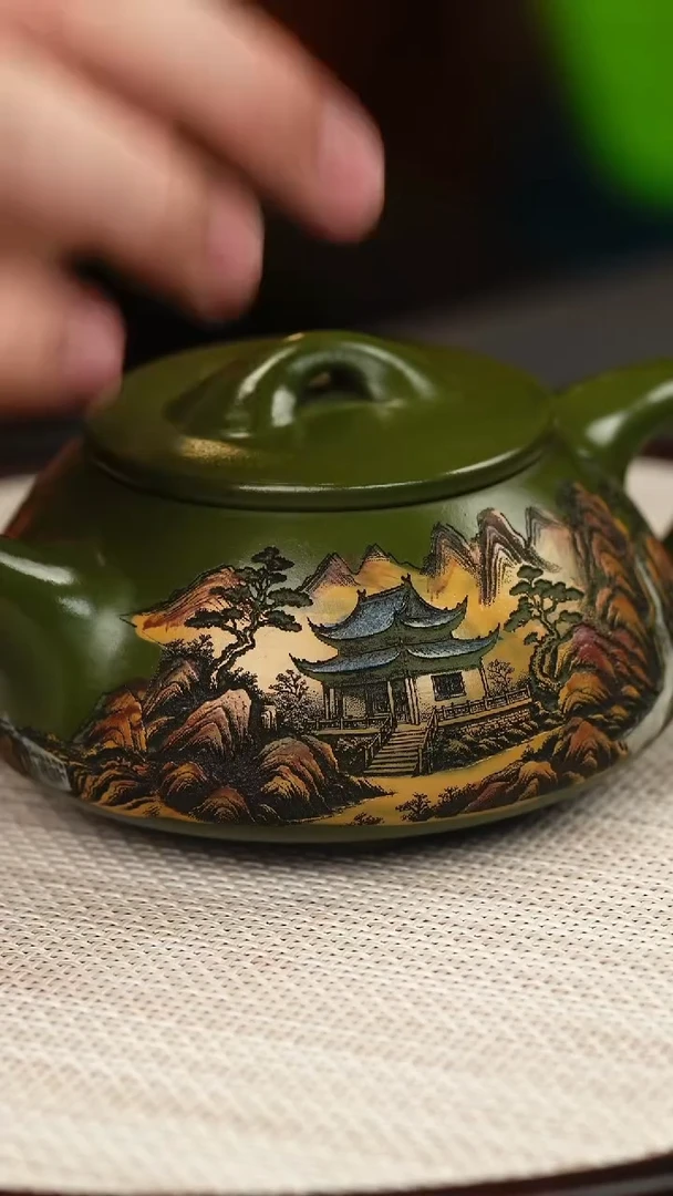 茶壶紫砂绿泥 景州石瓢 彩刻山水