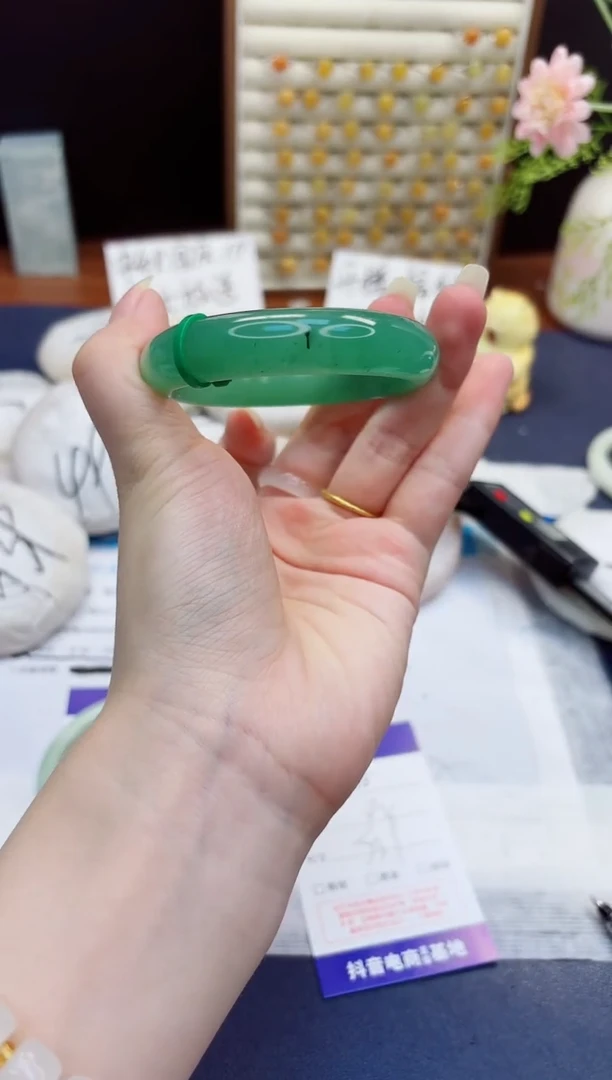 未镶嵌手镯石英质玉55-东陵玉-圈口53