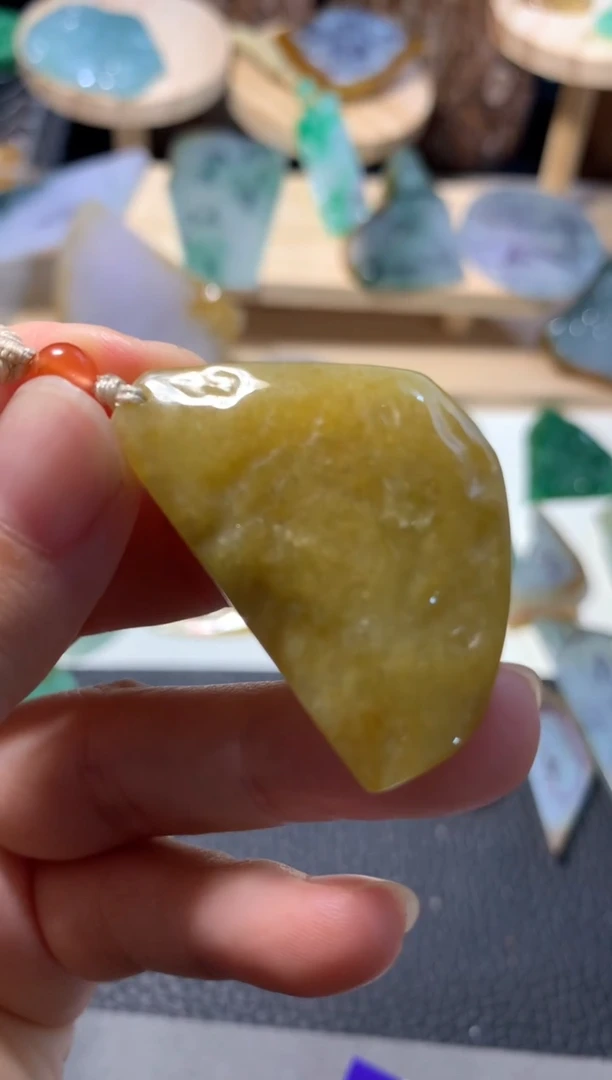 吊坠(不含链)未镶嵌翡翠吊坠