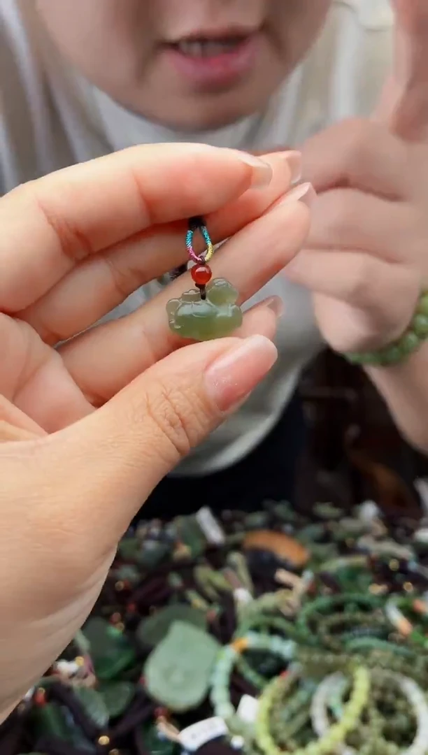 颈饰未镶嵌和田玉多样性发货拍一发一