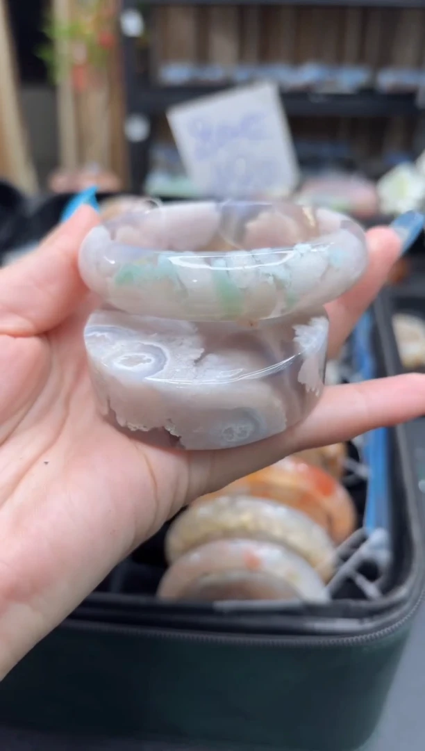 未镶嵌手镯石英质玉181(60圈赠送镯心)