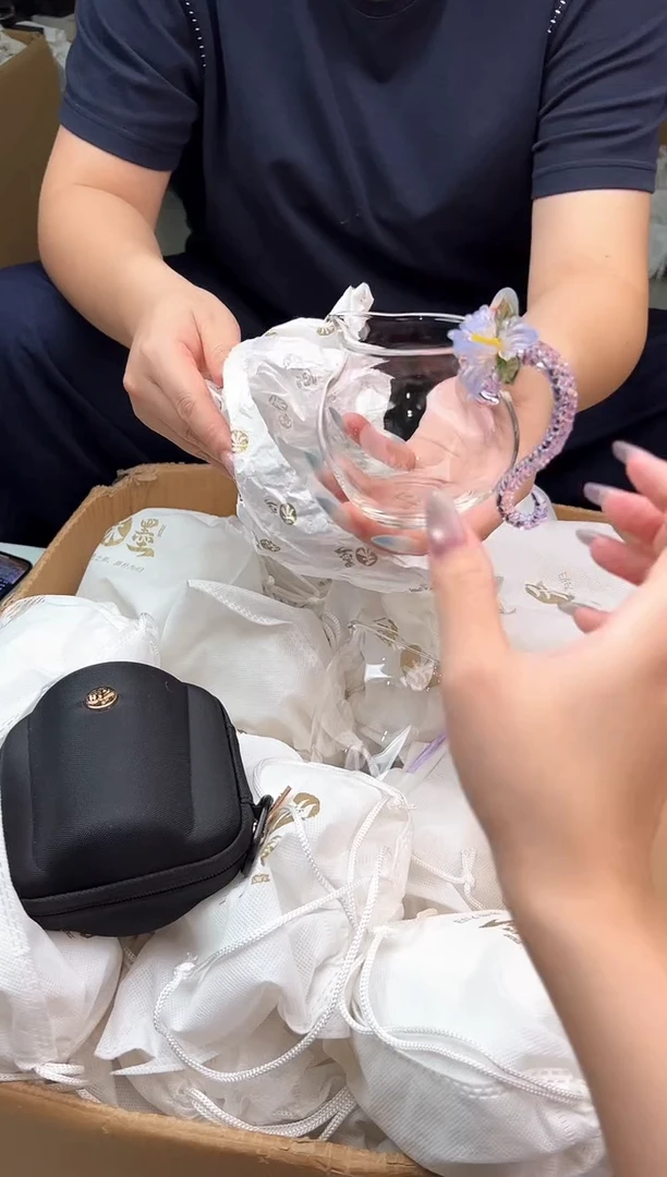 禾墨鸢然浅紫色