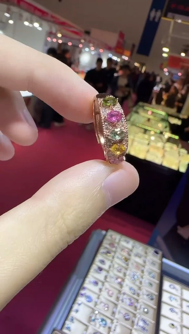 银S925镶嵌戒指碧玺排戒高级款多样性发设计款