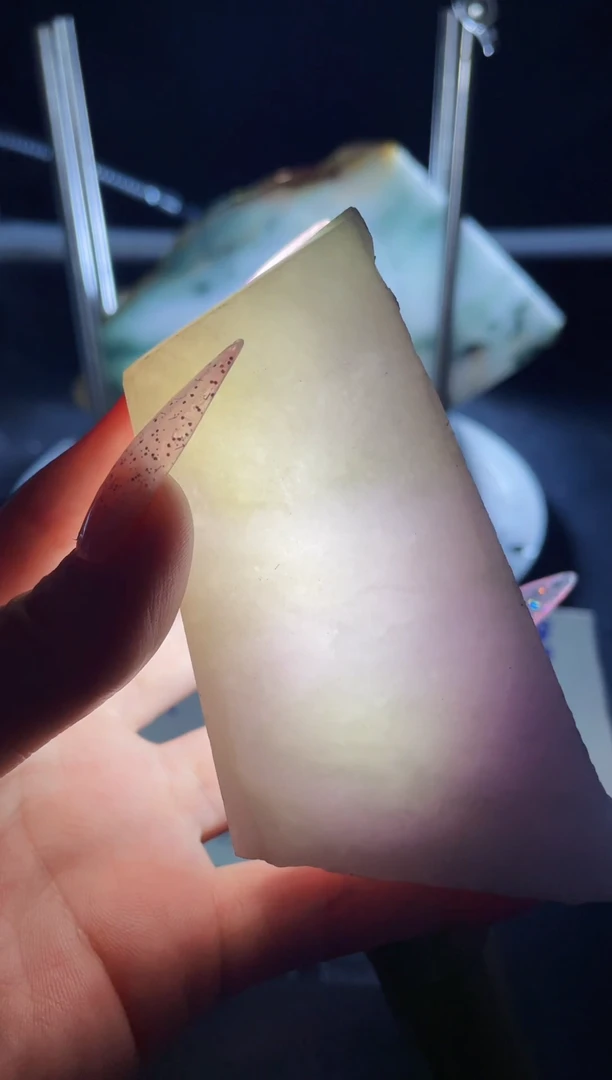 颈饰未镶嵌翡翠理**费翡翠