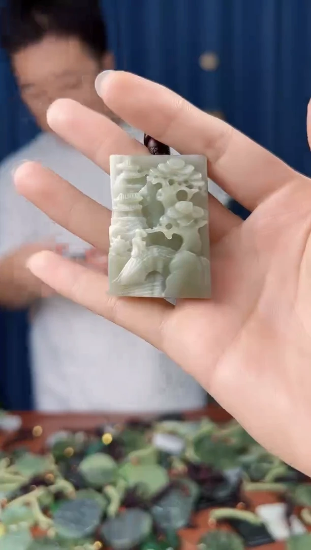 未镶嵌和田玉挂件拍一发一，多样性发货