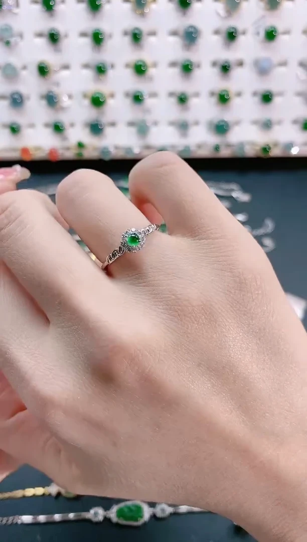 【闪购商品】翡翠戒指银S925镶嵌天然翡翠