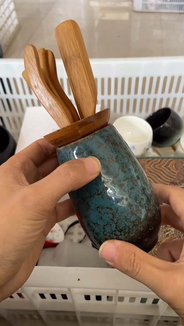 杯子陶无运费险有瑕疵的摄影的产品有使用过的痕迹有点脏介意勿拍