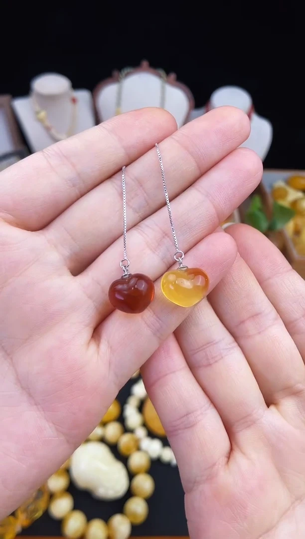 琥珀未镶嵌珠宝奇石柒月