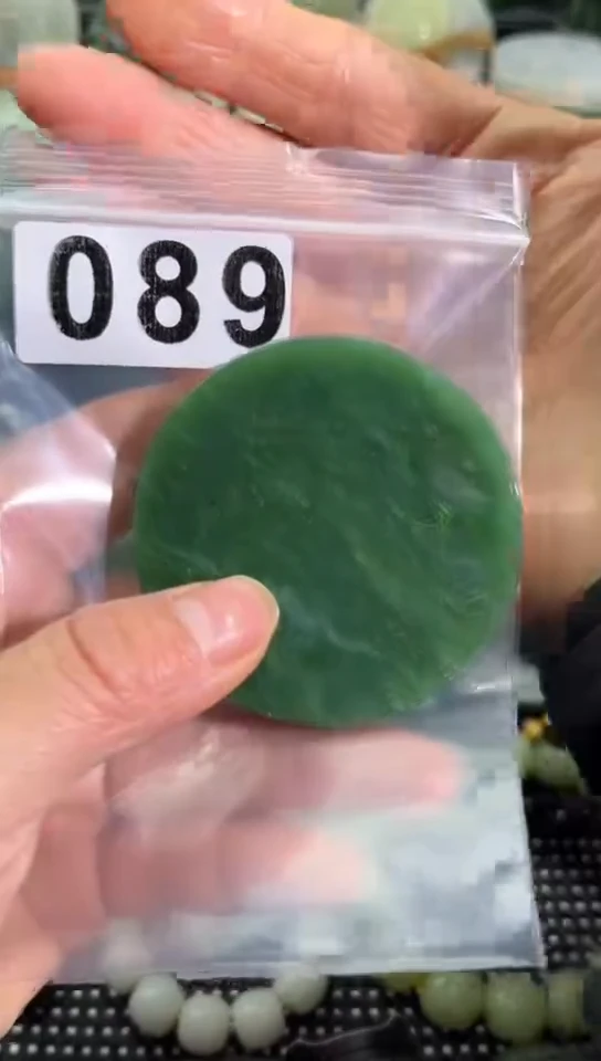 未镶嵌和田玉珠宝半成品镯芯