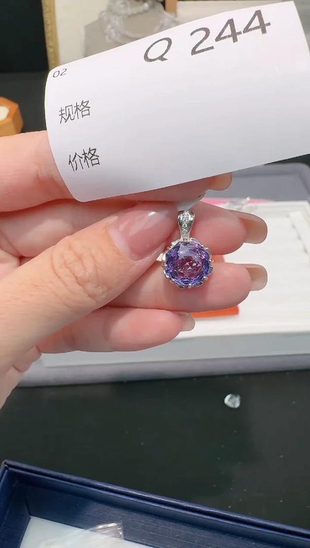 【闪购商品】水晶吊坠(不含链)银S925镶嵌多样性发一Q244