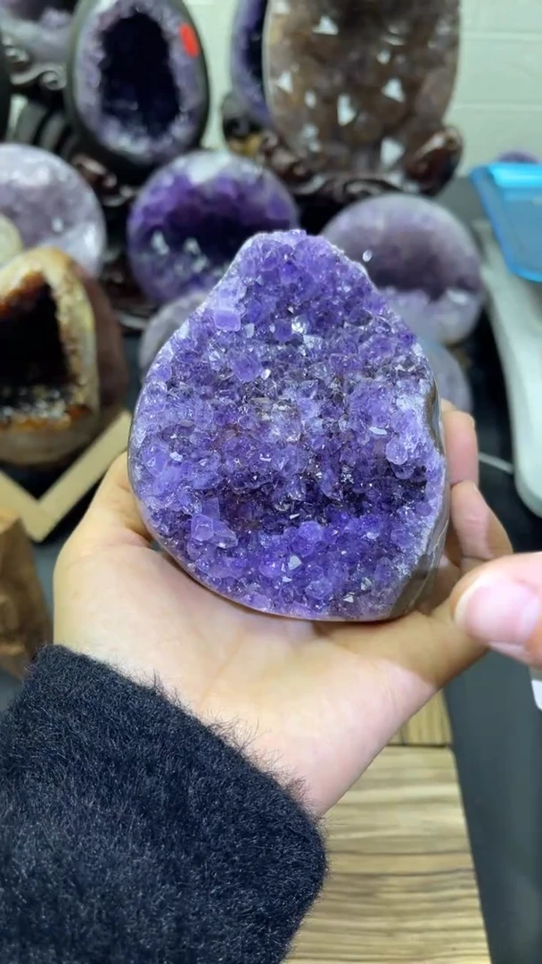 未镶嵌大型摆件（非配饰）紫晶252号摆件