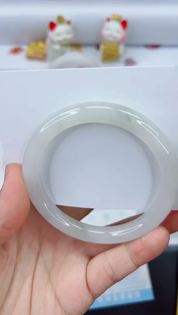 【闪购商品】石英质玉手镯未镶嵌1933-59.4