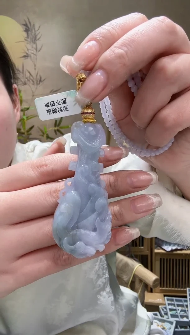 【闪购商品】翡翠颈饰未镶嵌吊坠