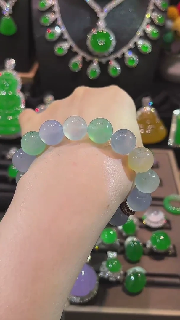 18K金镶嵌手链翡翠手串