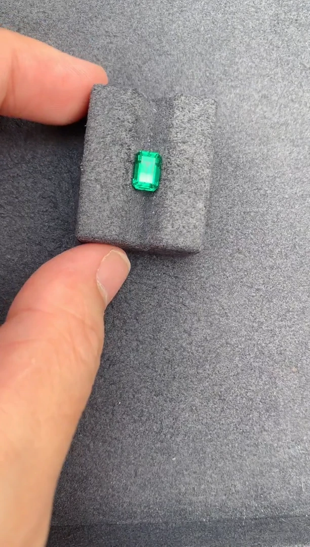 【闪购商品】祖母绿裸石未镶嵌1ct祖母绿