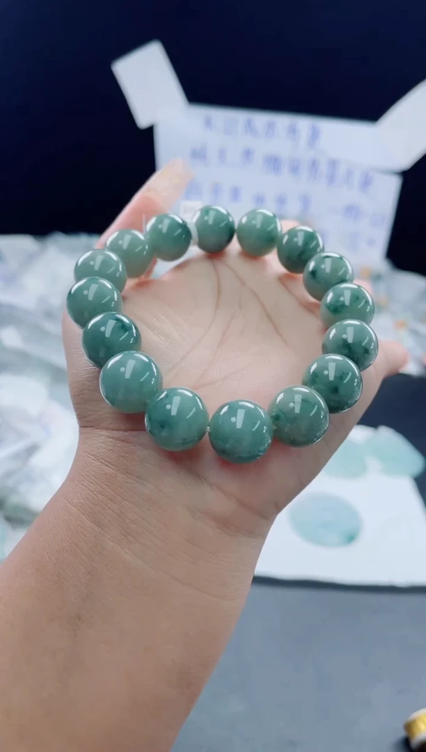 未镶嵌定制翡翠珠串