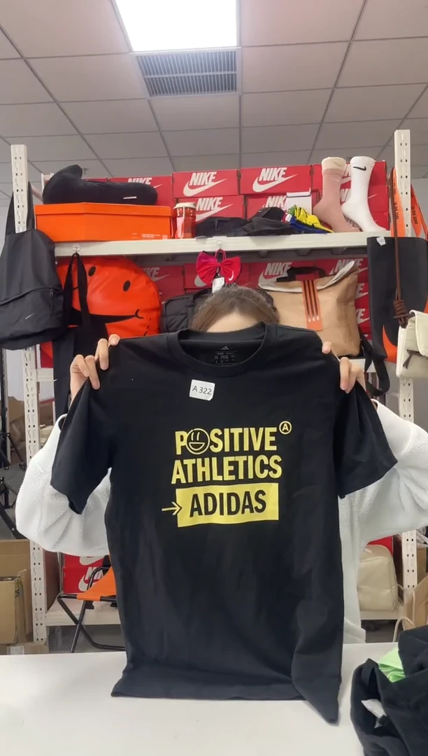 编码322  尺码 xs 直播过款正品