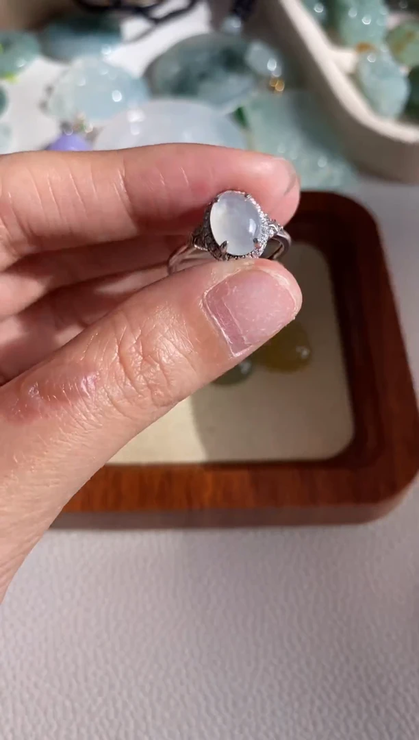 银S925镶嵌戒指翡翠白冰戒指