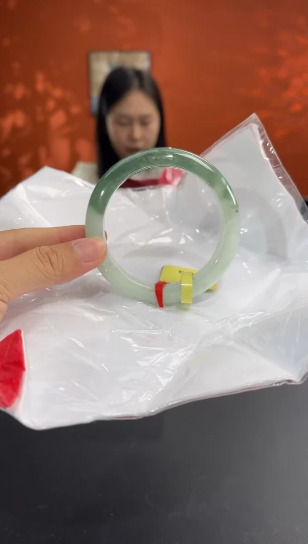 未镶嵌手镯翡翠10
