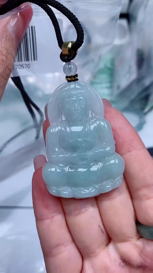 翡翠未镶嵌颈饰吊坠