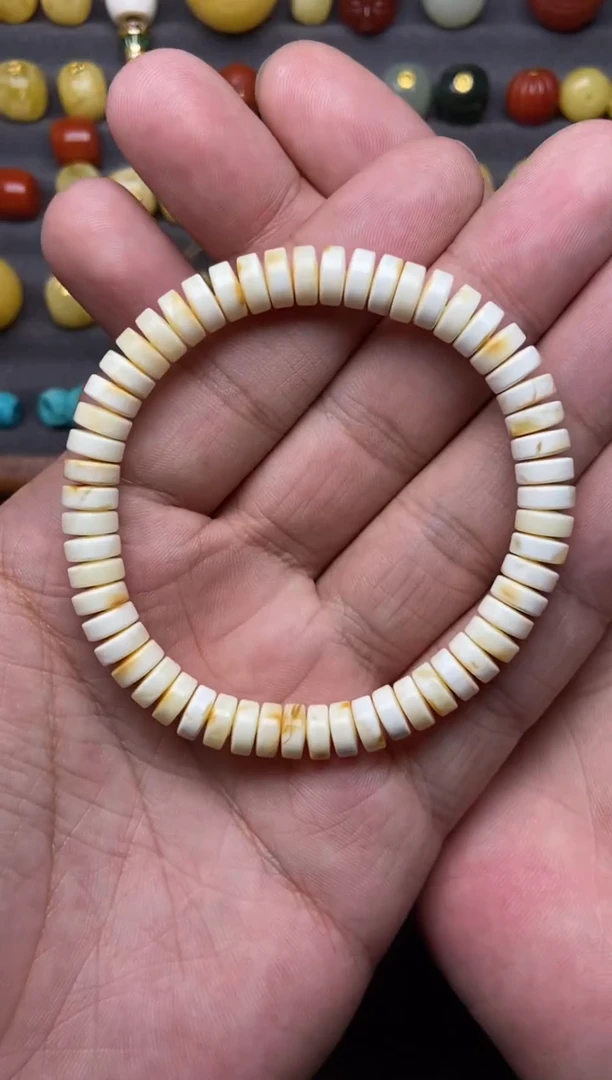 蜜蜡未镶嵌珠宝奇石7.5mm