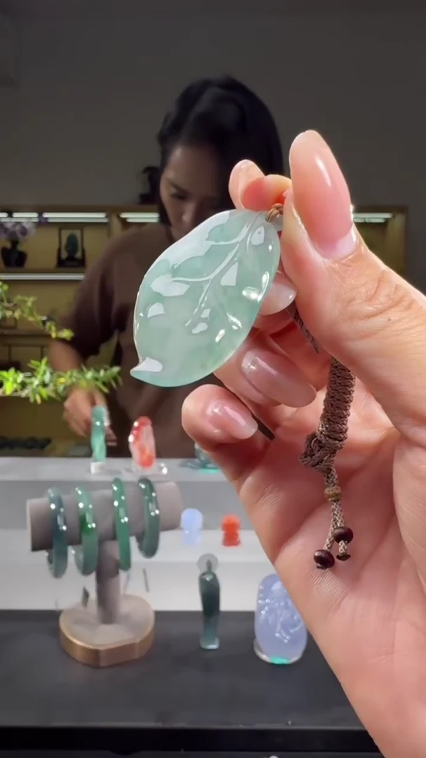 吊坠(不含链)未镶嵌翡翠叶子