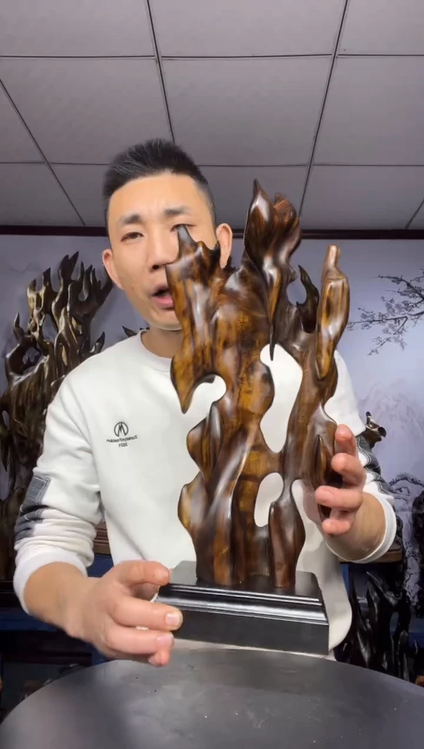 金丝楠木雕款如*金丝楠木工艺品摆件