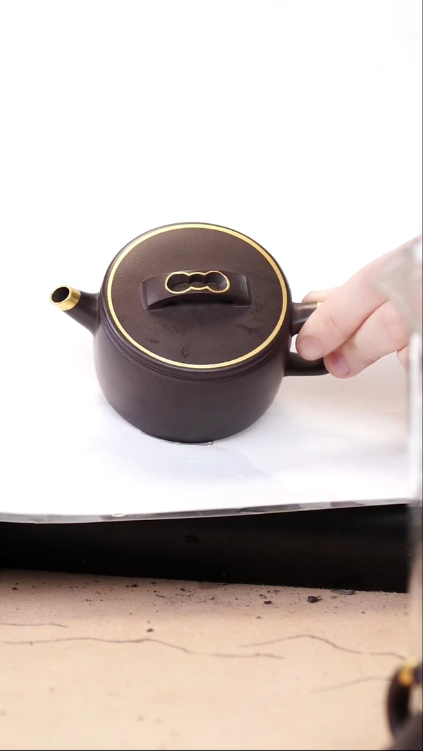 茶壶紫砂四号井茄皮紫泥描金新品汉瓦130cc