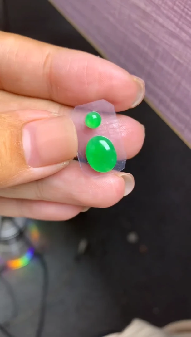 定制翡翠未镶嵌毛货