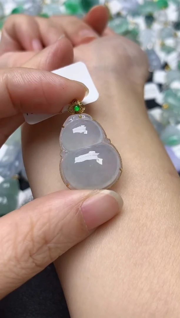 颈饰18K金镶嵌翡翠天然缅甸A货翡翠